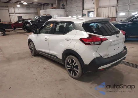 2018 Nissan Kicks Sr из США, поврежденный, VIN 3N1CP5CU6JL527505
